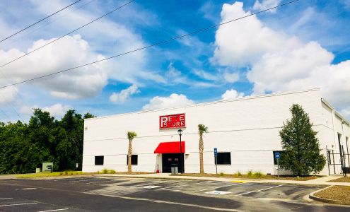 The Peterbilt Store - Savannah