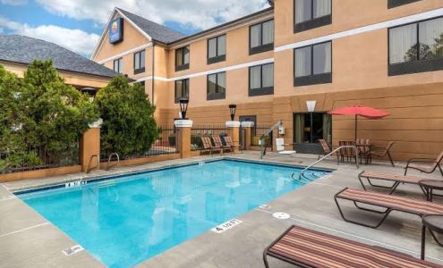 Comfort Inn & Suites Peachtree Corners