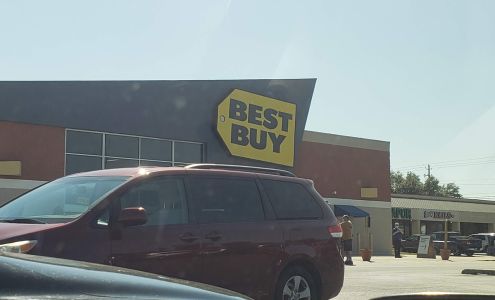 Promenade Shopping Plaza