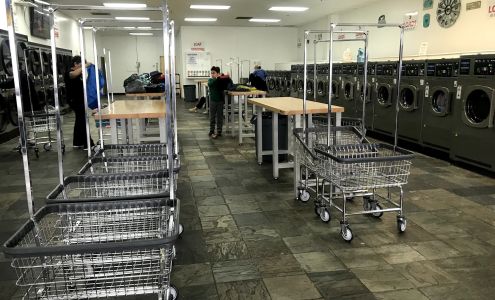 Lavanderia Continental Coin Laundry