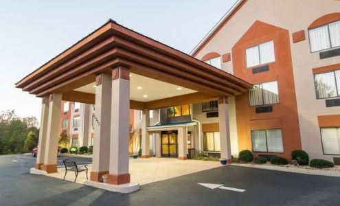 Comfort Suites Northside Hospital Gwinnett