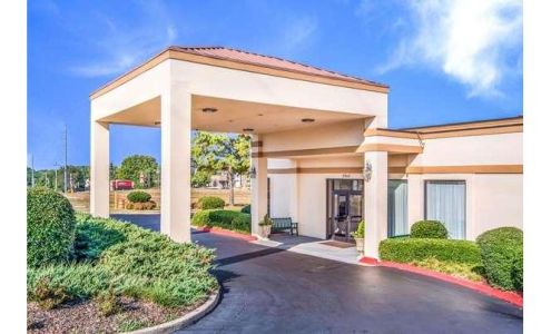 Quality Inn Suwanee I-85