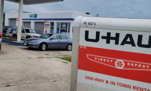 U-Haul Neighborhood Dealer