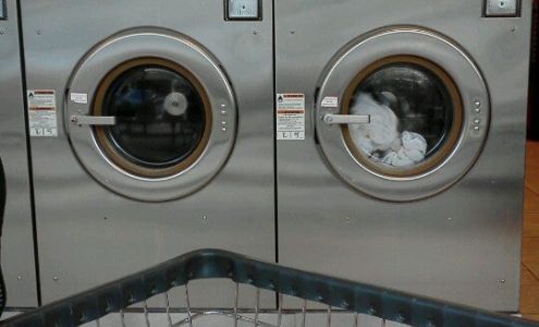 Coin laundry