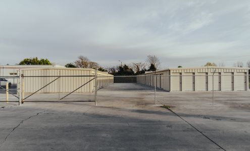 Fountain Plaza Storage Morristown