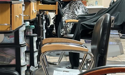 j&A salon 516 N Conway Ave, Mission Texas 78572