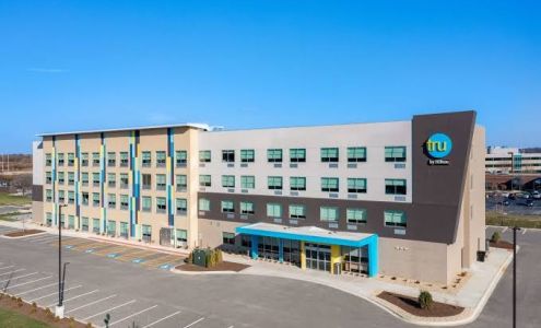 Tru by Hilton Naperville Chicago