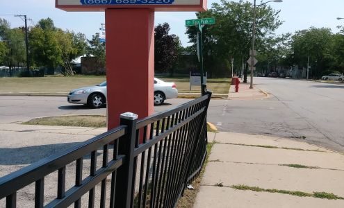 Community Laundromat 1623 Sheridan Rd Ste A, North Chicago Illinois 60064