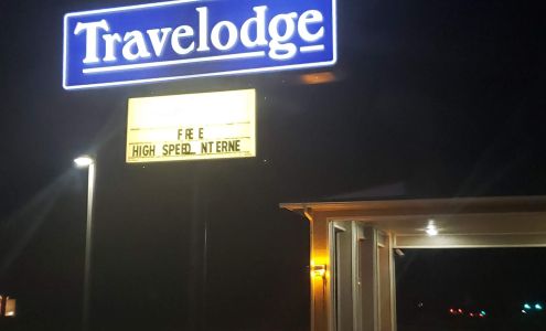 Travelodge by Wyndham Waukegan Gurnee
