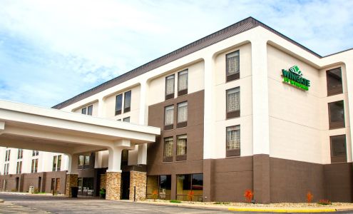 Wingate by Wyndham Springfield IL