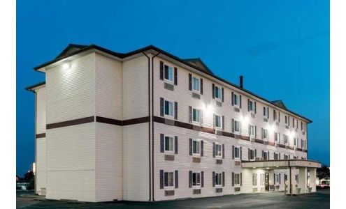 Super 8 by Wyndham Springfield East