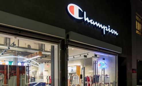Champion Outlets