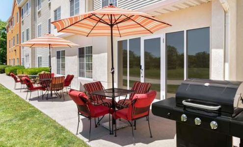 Hawthorn Suites by Wyndham Decatur