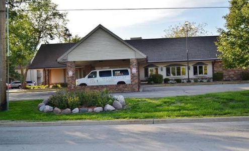 Eastland Suites Hotel & Conference Center - Urbana/Champaign