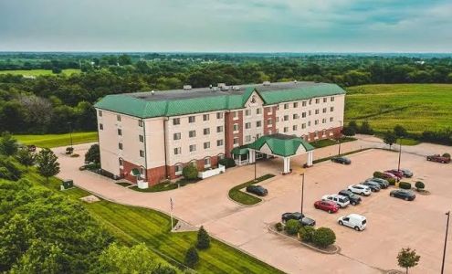 Town & Country Inn and Suites