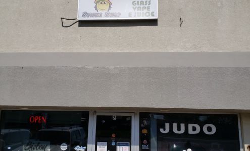 Happy Daze Vape and Smoke