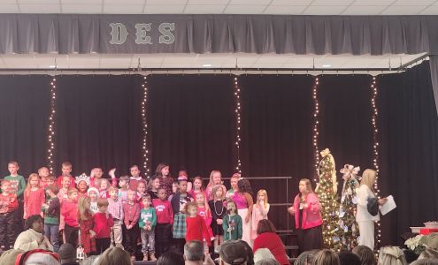 Dearing Elementary School Dearing