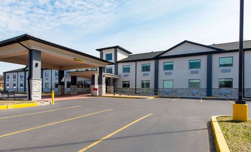 Quality Inn Mishawaka near Notre Dame