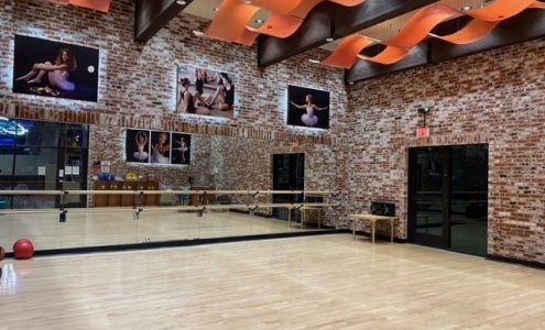 Crème de la Crème Learning Center of Fishers