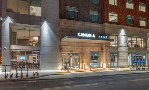 Cambria Hotel Louisville Downtown-Whiskey Row