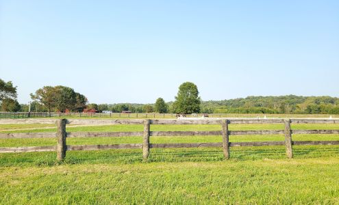 Stone Place Stables 7718 Rose Island Rd, Prospect Kentucky 40059