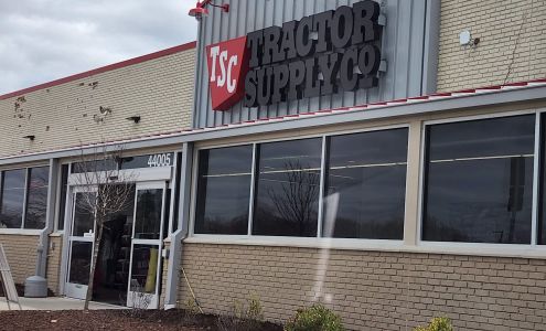 Tractor Supply Canton