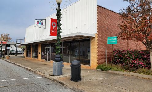 Three Girls Design Honea Path