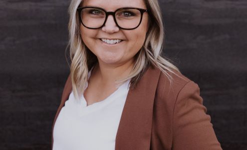 Farmers Insurance - Kelly Kimberling Gilder