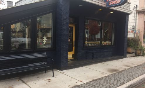 The flower shop 320 Quincy St, Hancock Michigan 49930