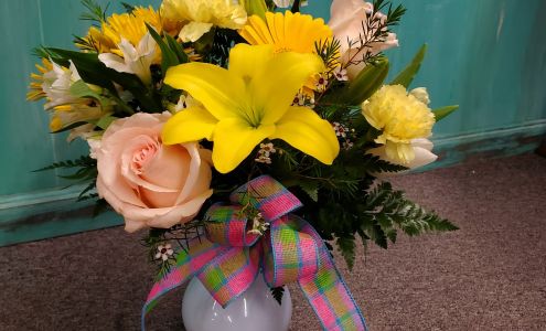 The Flower Shop For All Occasions, Inc. 117 W Newton St, Versailles Missouri 65084