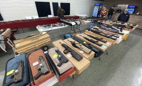 Big Bore Enterprise Iowa Gun Show: Offices Peosta