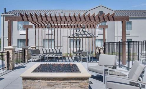 Country Inn & Suites by Radisson, Wichita East, KS