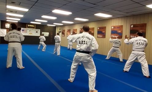 Choon Lee's Academy-Tae Kwon