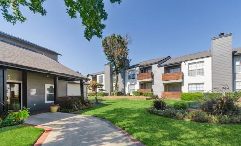 Cobblestone Apartments