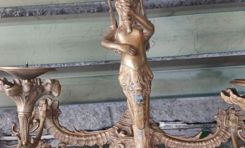 Hamiltons Antique Shoppe Neversink