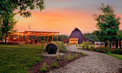 Circle S Ranch & Country Inn