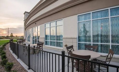 Holiday Inn Salina, an IHG Hotel