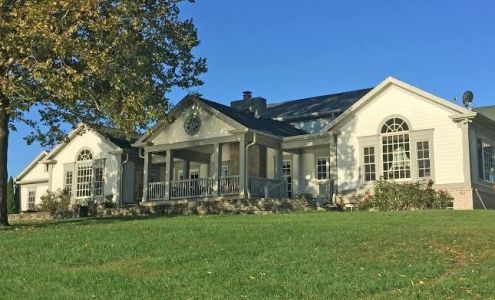 The B & B at Queenslake