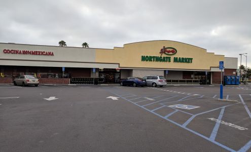 Escondido Square Shopping Center