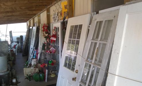 Salvage sisters resale shop Gary City