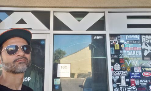 Ave Skate Shop