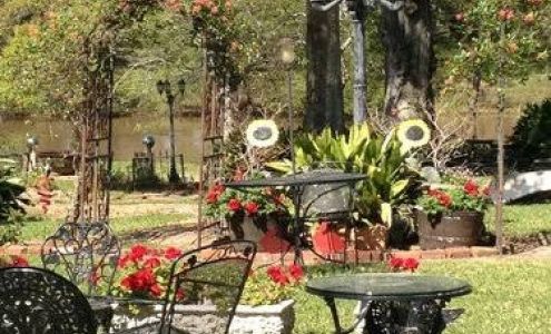 Au Bayou Teche Bed and Breakfast/ Old City Hotel