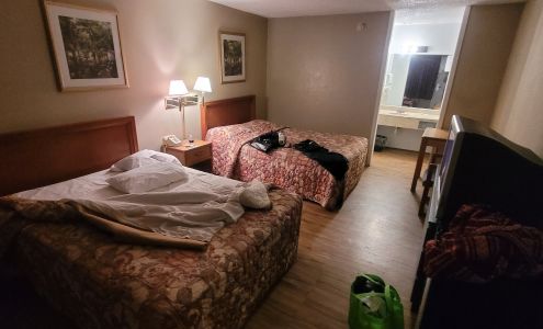 OYO Hotel Lake Charles LA I-10