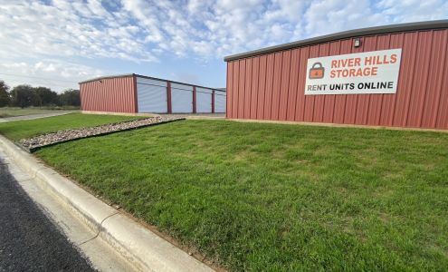 River Hills Storage