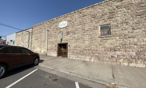 Beauty On Broadway Burns