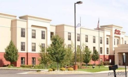 Hampton Inn & Suites Kalamazoo-Oshtemo