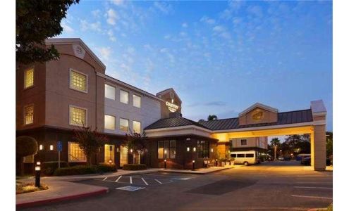 Country Inn & Suites by Radisson, San Jose International Airport, CA