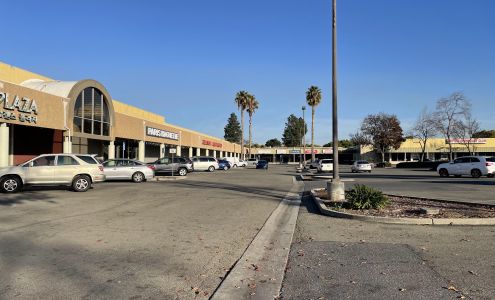 Lawrence Square Shopping Center