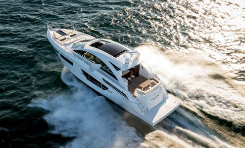 Anchor - Lake of the Ozarks Boat & Yacht Rentals 43 Old English Pt, Sunrise Beach Missouri 65079