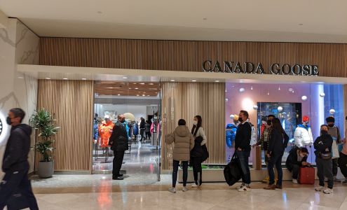 Canada Goose Costa Mesa